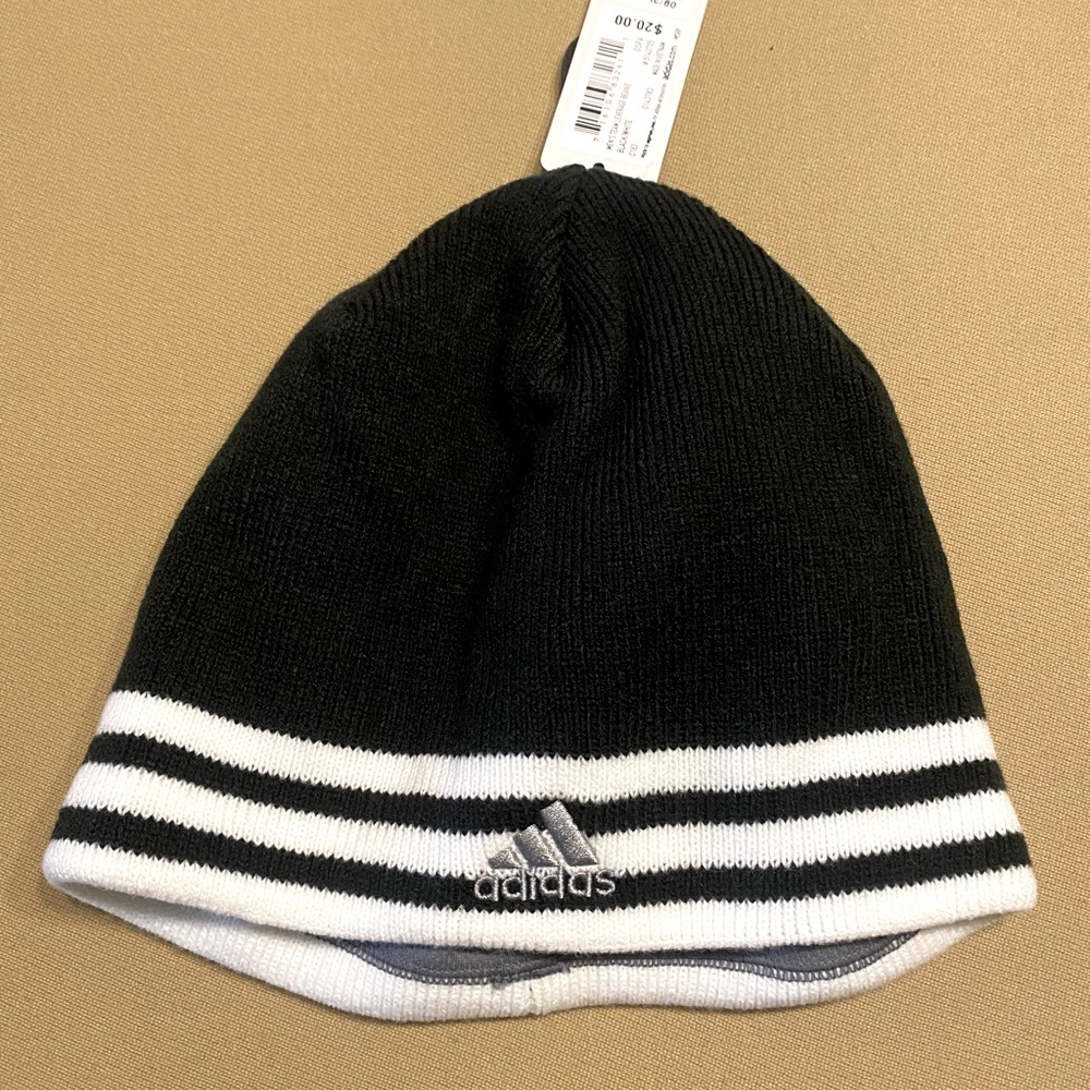 Adidas running beanie - new with tags!